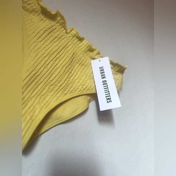 NWT URBAN OUTFITTERS SMALL YELLOW BIKINI SET (2 piece) - Picture 5 of 5